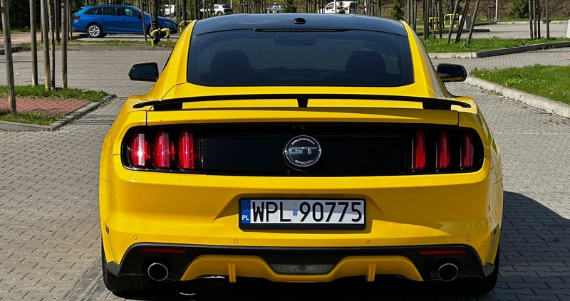 Ford Mustang cena 130000 przebieg: 162100, rok produkcji 2016 z Płock małe 326